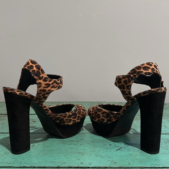Women’s Mossimo Suede Leopard Print Chunky Platform Pumps Size 7.5 - Picture 5 of 7